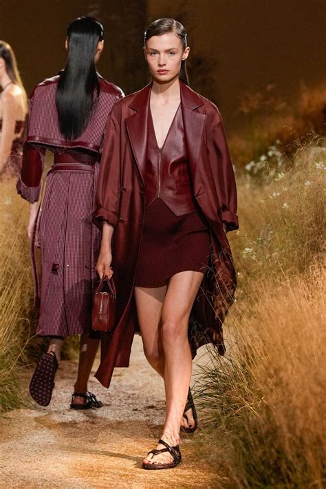 défilé hermès 2024